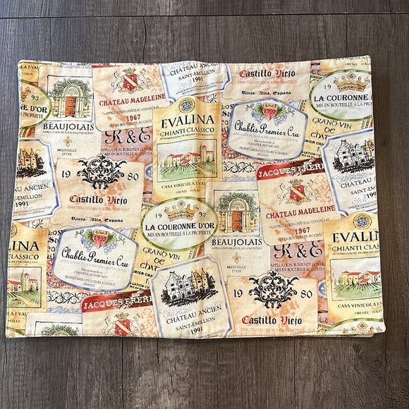 KEY DEE DESIGNS Italian-French wine labels set of 4 placemats - Picture 1 of 4